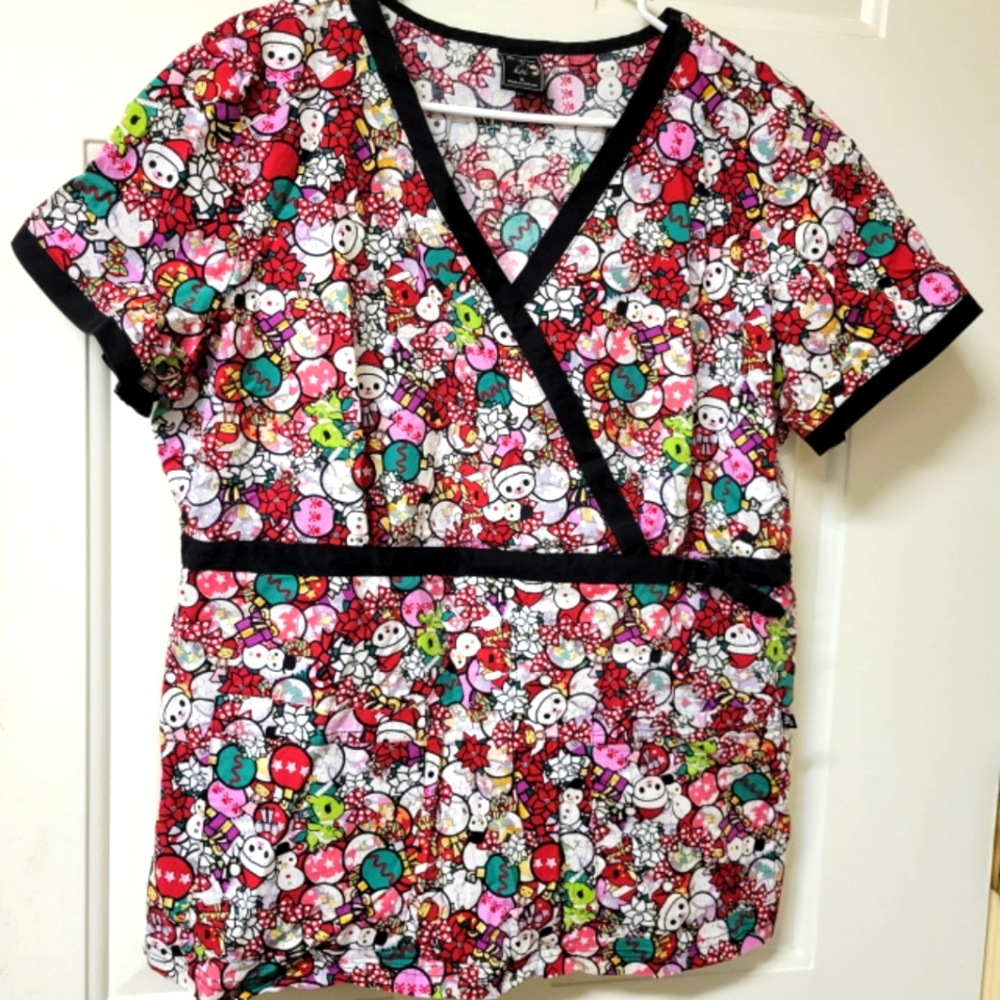 Tokidoki By Koi Christmas Anime Scrub Top Extra Large XL Holiday Snowman